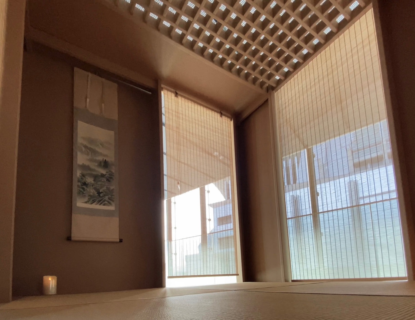Tea Ceremony Room "ShijitsuAn" ダンボール茶室”紙日庵”